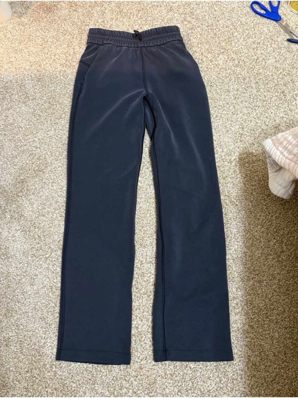Lululemon softstreme pant - Picture 2 of 4